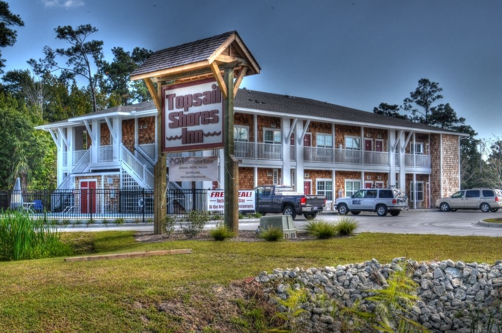 Topsail Shores Inn Sneads Ferry Exterior photo